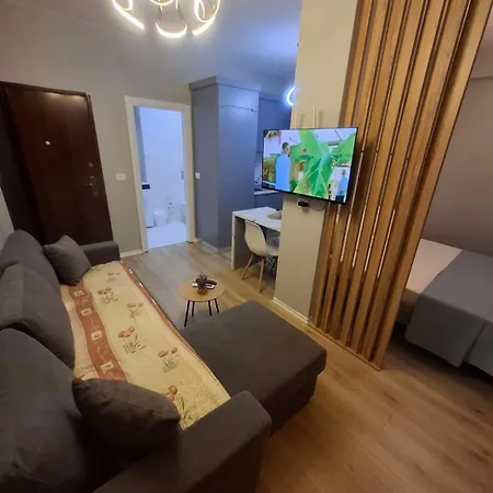 Apartament Enea 3 *