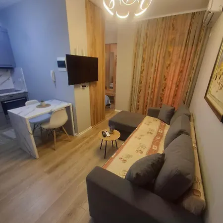 Apartament Enea 3 *
